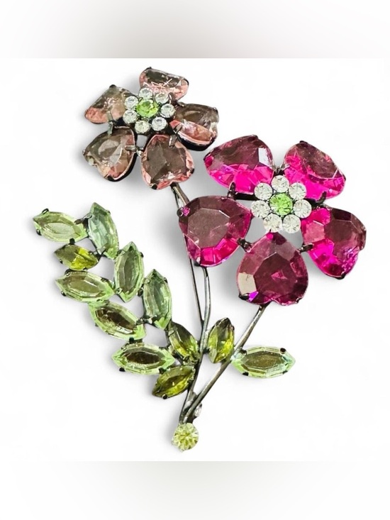 Avon Jewelry - AVON Floral Rhinestone Brooch in Pink & Green Large Cottagecore Coquette